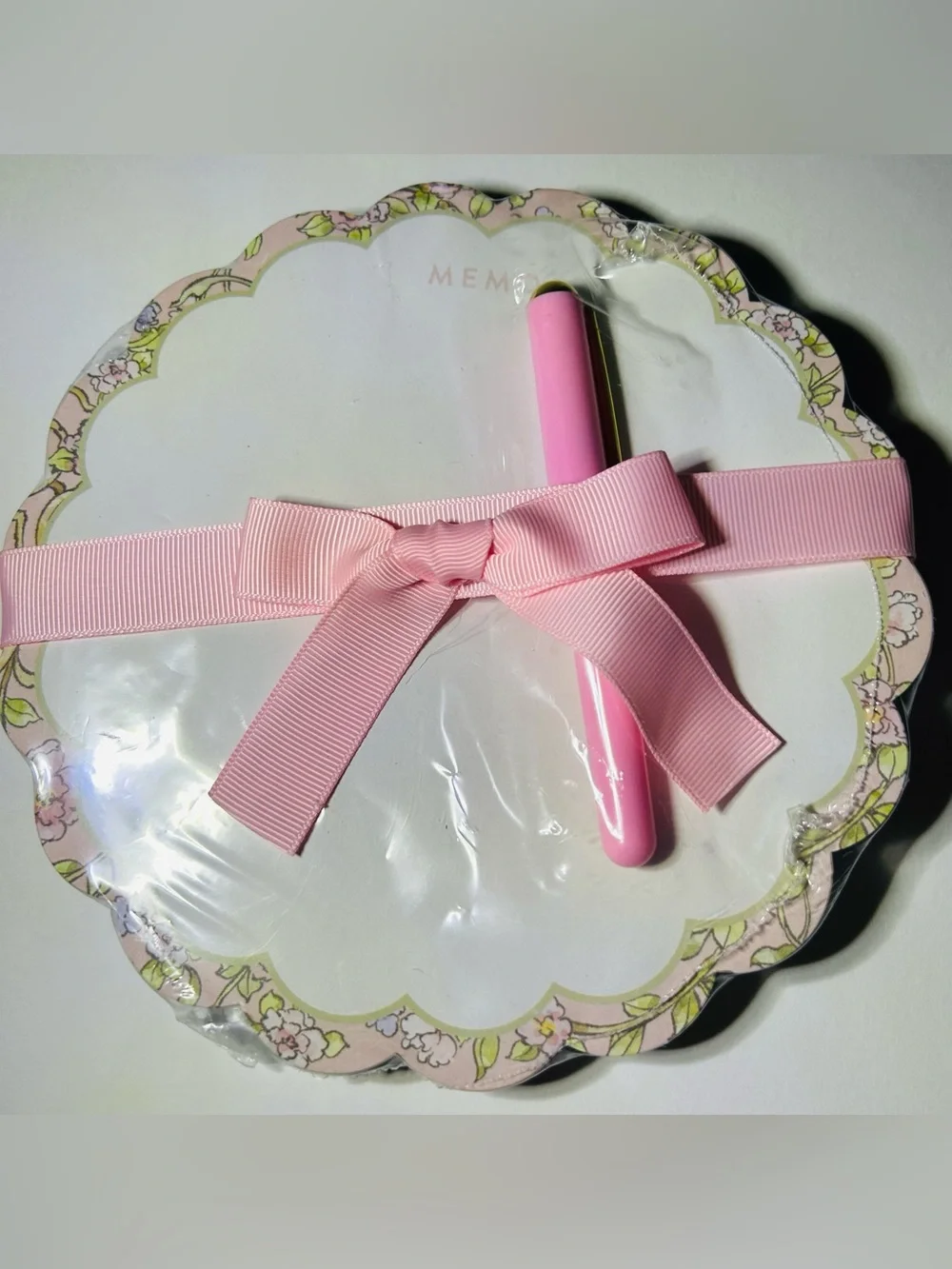New OCS Designs Blushing Bloom Scalloped Notepad Pink Ribbon 100 Sheets Pink Pen